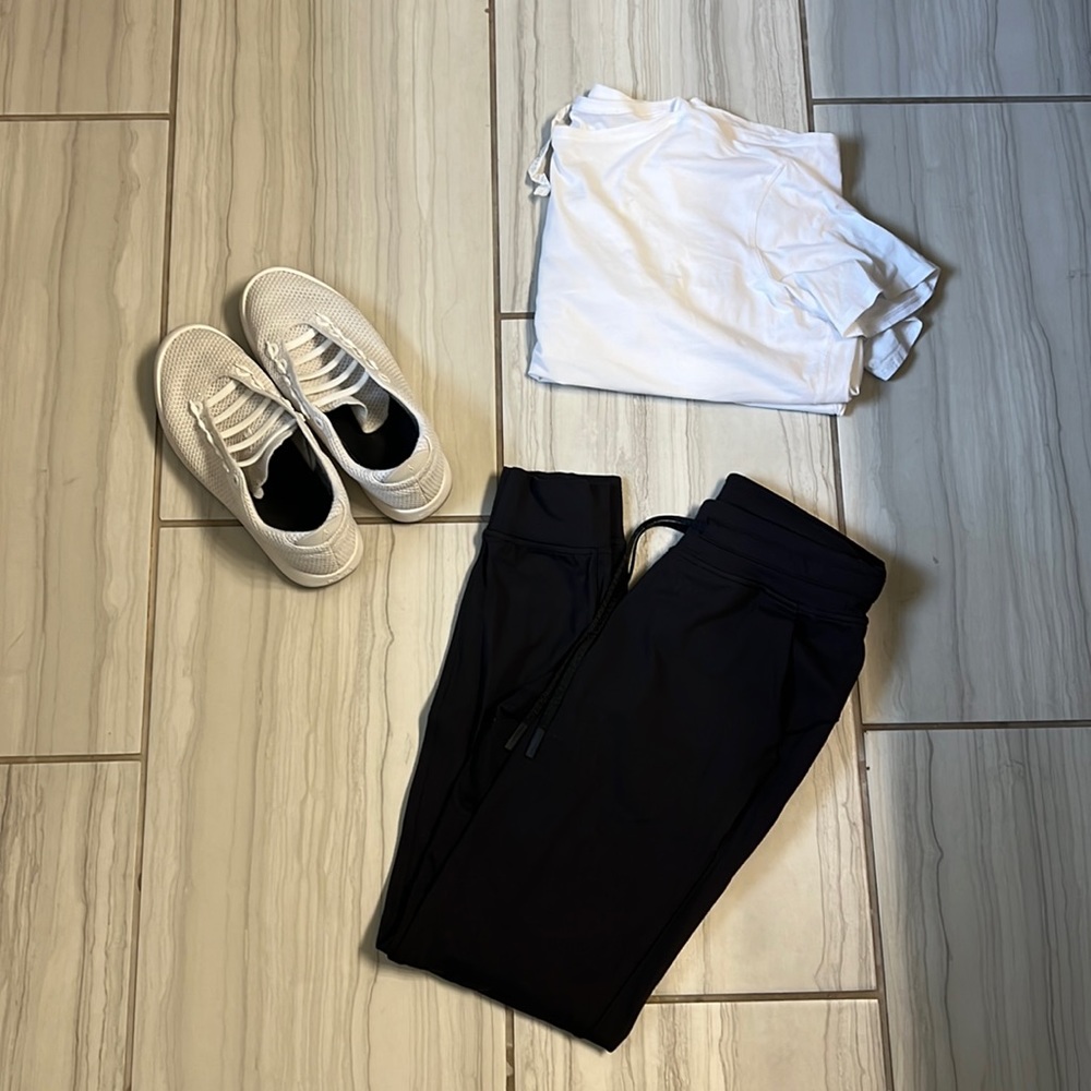 Lululemon boat neck white shirt 4